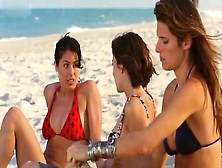 Lake Bell, Michelle Borth, Leslie Bibb, Dee Dee Rescher In A Good Old Fashioned Orgy (2011)