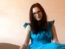 Pornstar Spreads Anus On Her Webcam Chat At Mypoin