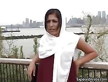 Horny Arab Girl In A White Scarf Gets
