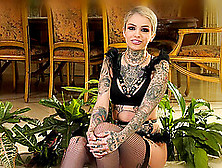 Tattooed Short Haired Beauty Leigh Raven Backstage Interview