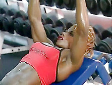 Sexy Ebony Solo Workout And Flexing
