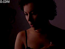 Stunning Babes Gina Gershon And Jennifer Tilly's Hot Lesbian Sex Scene