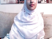 Webcams – Amateur Beautiful Big Ass Arab Teen Camgirl Posing On Webca…