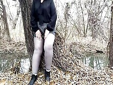 Slutty Mom Masturbates Her Twat On The River Bank At The Risk Of Being Met
