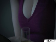 Vídeo De Sexo Com Ruiva De Cabelos Curtos E Excitantes