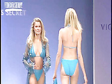 Model Show,  Naked Model Parade