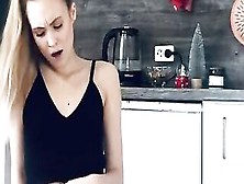 Great 19 Year Old Mencia Francis Masturbates On Webcam Inside The Kitchen