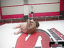 Les Wrestler Ebony Facesitting Chubby Loser In Arena