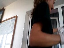 Amateur Girlfriend Undressing While Cleaning
