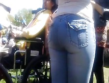 Teen Skin Tight Jeans Candid Ass Video!!