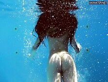 Horny Big Ass Latina Yenifer Chacon Swimming