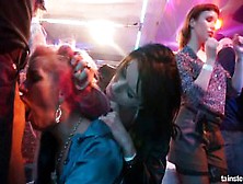Sinfully Lesbians Gets Wild In A Club