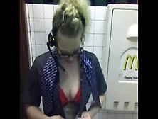 Fast Food Worker Cam Show