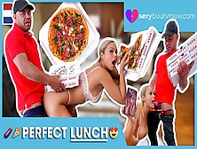 I Fuck Pizza Delivery Lover While He Eats My Pizza: Sasha (Holland Porn) - Sexybuurvrouw