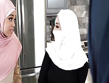 Three Hijabs Coming To America Willow Ryder,  Violet Gems,  Sophia Leone,  Nicky Rebel