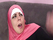 Licking Hardcore A Horny Guy Fucks His Muslim Sister-In-Law