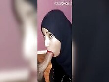 Muslim Hejab Making Out Dick Fellatio