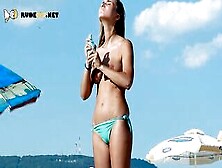 Nude Beach Girl Filmed