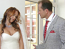Stacy Silver Decides Not To Marry Her Hubby And Rides The Best Man