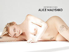 Introducing Alice Malyshko - Superbemodels
