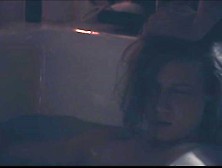 Woman Nude In Bathtub Head Bashed Drown