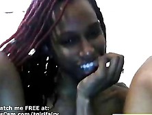 Ebony Shemale Amateur Enjoys Being Naked On A Webcam Online