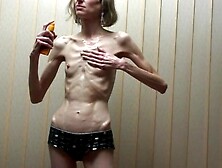 Anorexic Sonja 8T00356