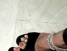 Tamil Mistress Hot And Gorgeous Feet For Tamil Slaves