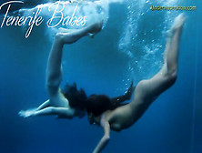 Underwater Swimming Teenies Naked
