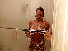 Nikki Shower Glass