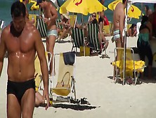 Fernanda Abraão A Loira Da Laje De Biquini Na Praia Carioca