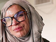 Hijab Cosplay - American Milf Face Hammered