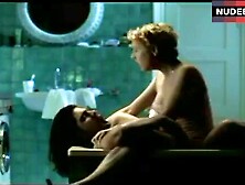 Gruschenka Stevens Sex In Bathtub – Mondscheintarif