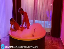 Romantic Fuck With Blonde Lady In Jacuzzi