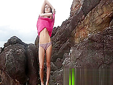 Stunning Russian Girlfriend Traveling To Paradise Islan With Amateur Boyfriend