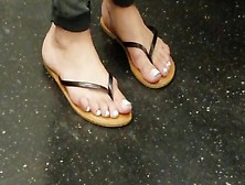 Spotted Super Sexy Girl Today Wearing Flip Flops In Public On Her Long Amateur Feet