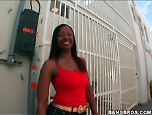 Black Girl Cherokee Dass Shakes It In Public