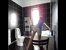 Bathroom Camgirl