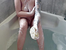 Rub-Her-Dub In The Bath Tub