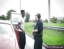 Cops Gets Pussies Licked And Pounded Outdoors