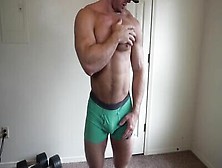 Muscle Jock Is A Gym Stud Flexing His Body And Masturbating For A Webcam