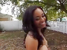 Gorgeous Black Girl Knows How To Suck