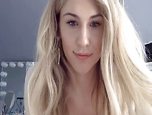 -Sexy Flat Blonde Webcam-