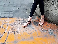 Yng Fr's Sexy Long Feets Hot Toes In Sandals