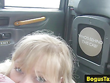American Firsttimer Taxi Babe Shows Bigtits