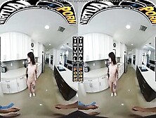 Virtual Porn - Freaky Maid Valerica Steele Cleaning Dishes While Getting Crazy