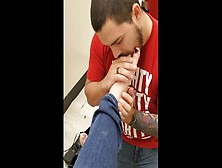 Public Footjob And Hand-Job In Mall