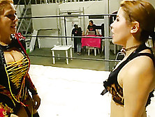 Female Mexican Barefoot Match