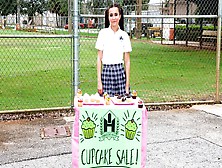 Kharlies Cupcake Sale