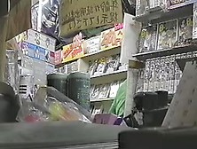 Hidden Livecam Japanese Doll Masturbates In The Clip Room